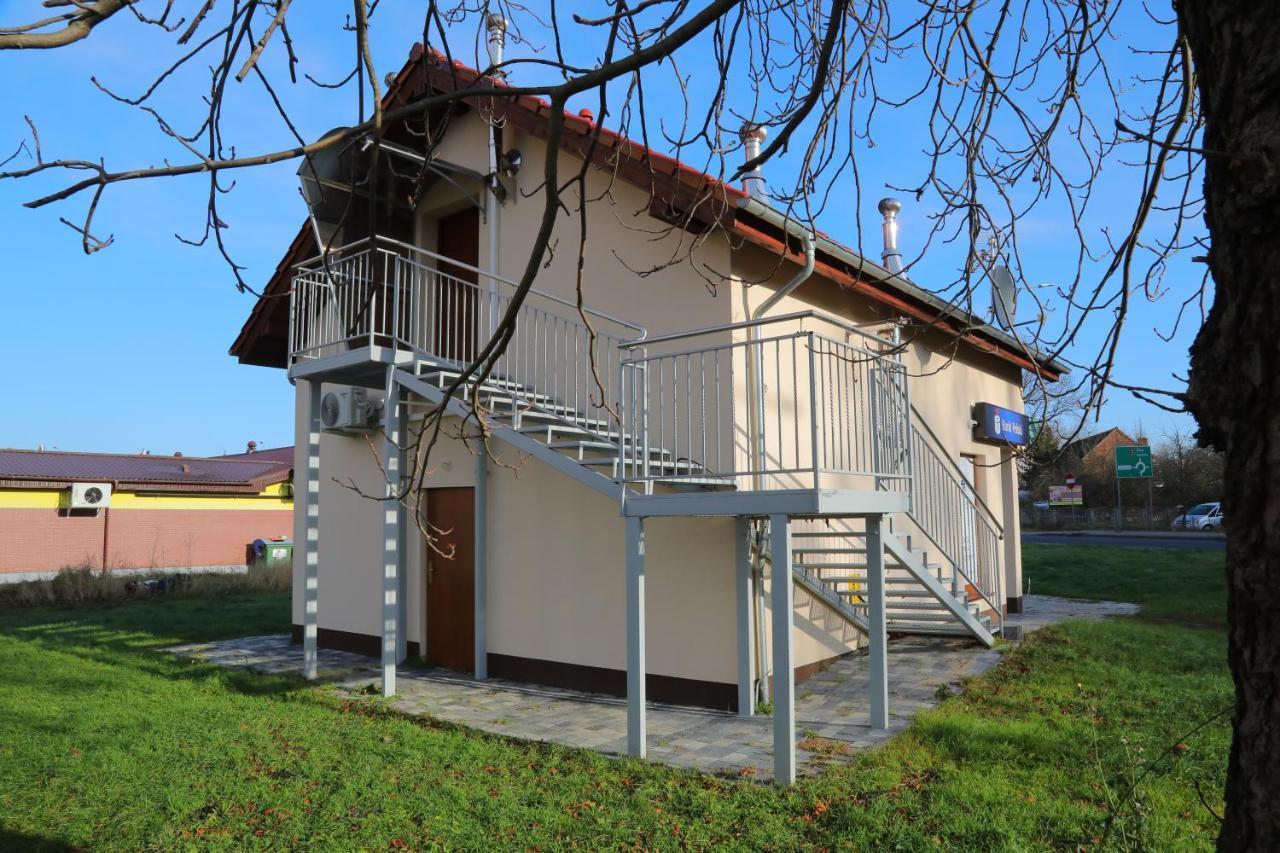 Apartament Ksiazecy Klimatyzacja Zagan Ngoại thất bức ảnh